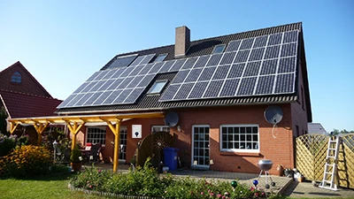 Jaki rodzaj baterii jest używany do magazynowania energii?
